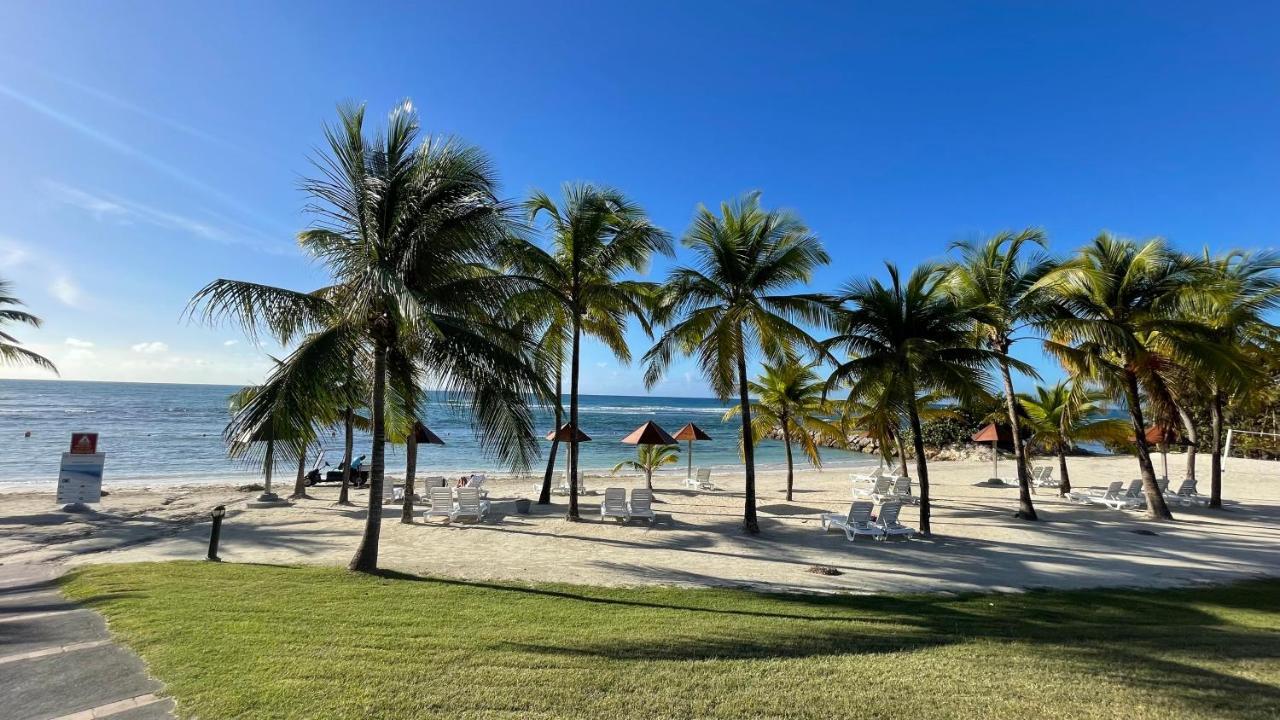 Sur La Plage, Village Vacances Sainte-Anne Екстериор снимка